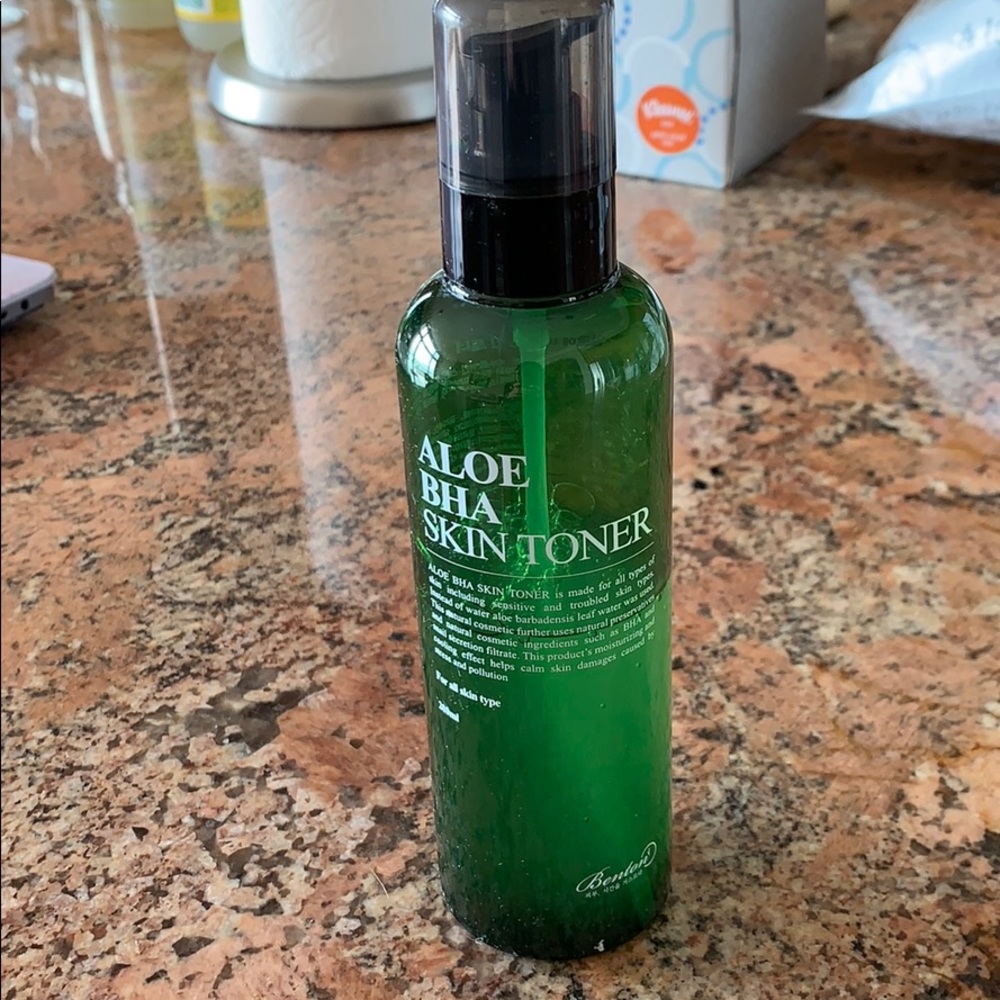 Aloe BHA Skin Toner